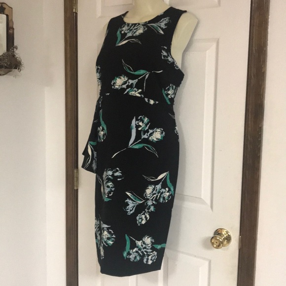 A Pea in the Pod Dresses & Skirts - Maternity printed dress